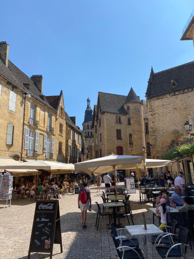 Gite Le Velo Rouge - Airco & Parking Apartman Sarlat-la-Canéda Kültér fotó